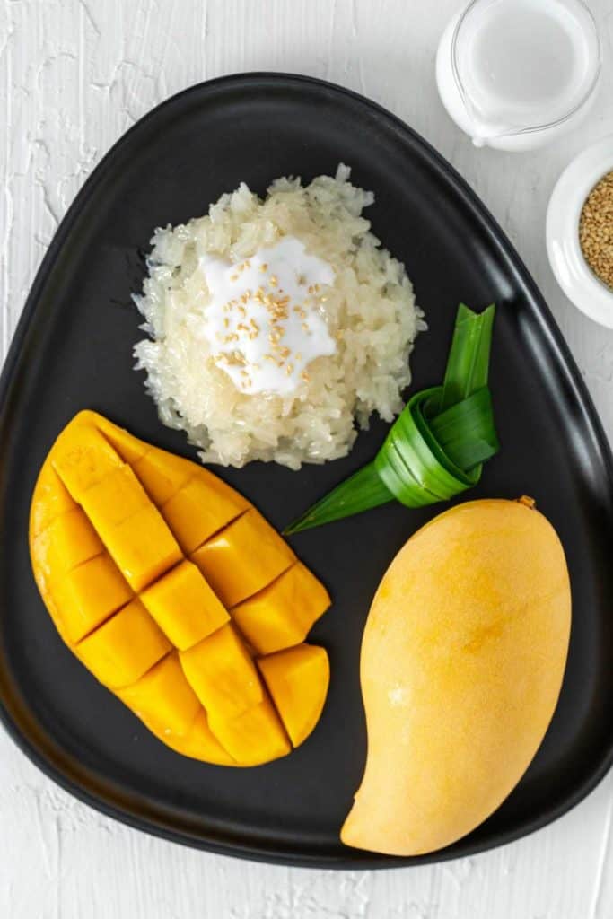 A plate of Thai mango with sticky rice