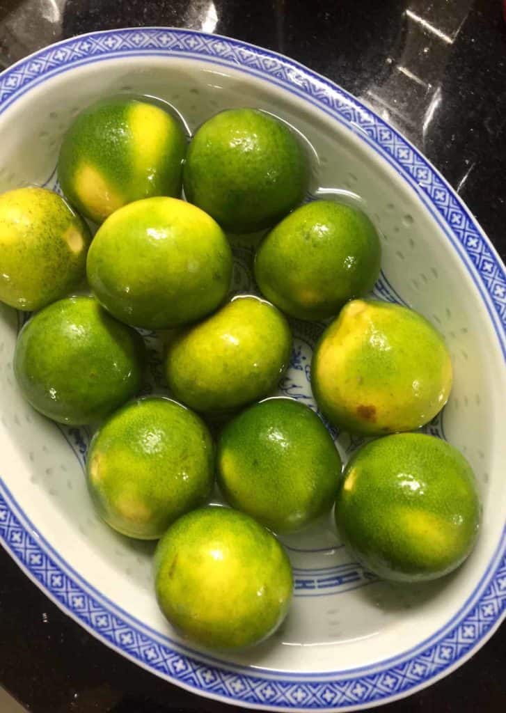 1 kg of Korean green tangerines