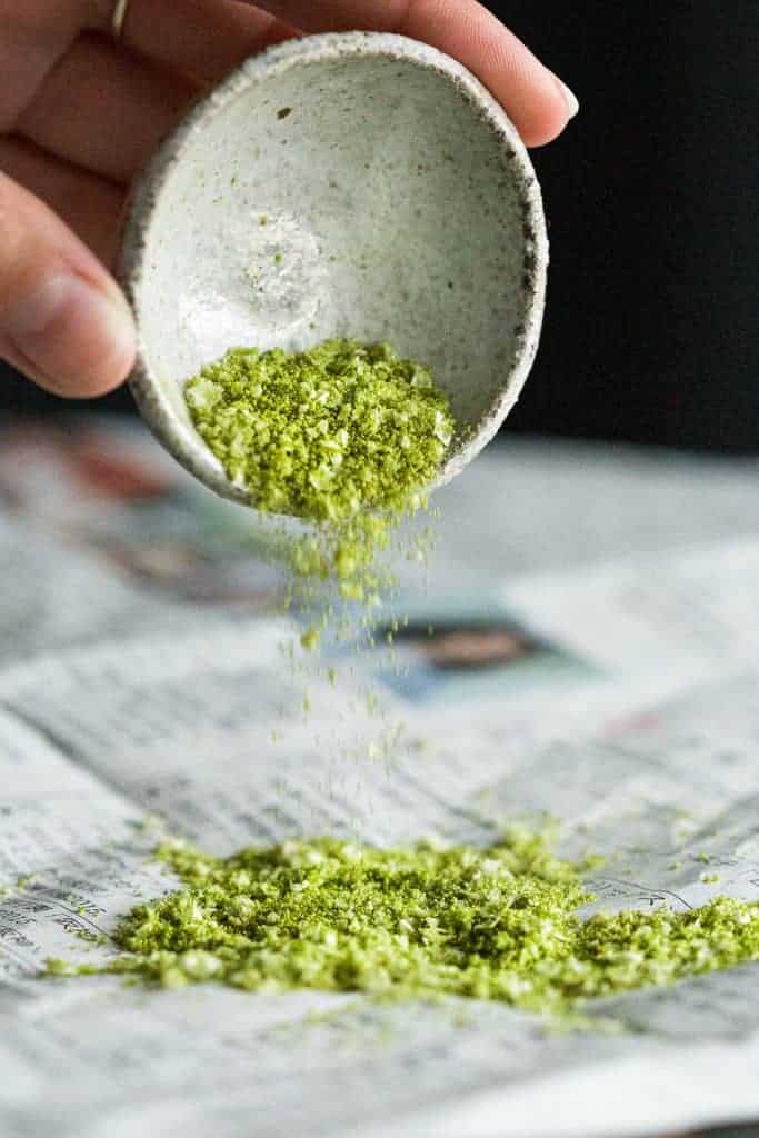 Matcha Seasoned salt being poured 