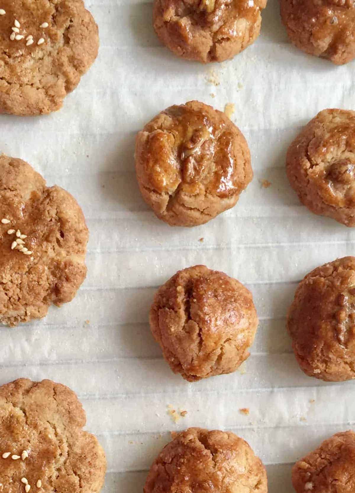 Cantonese Royal Walnut Cookies with 2 different egg washes